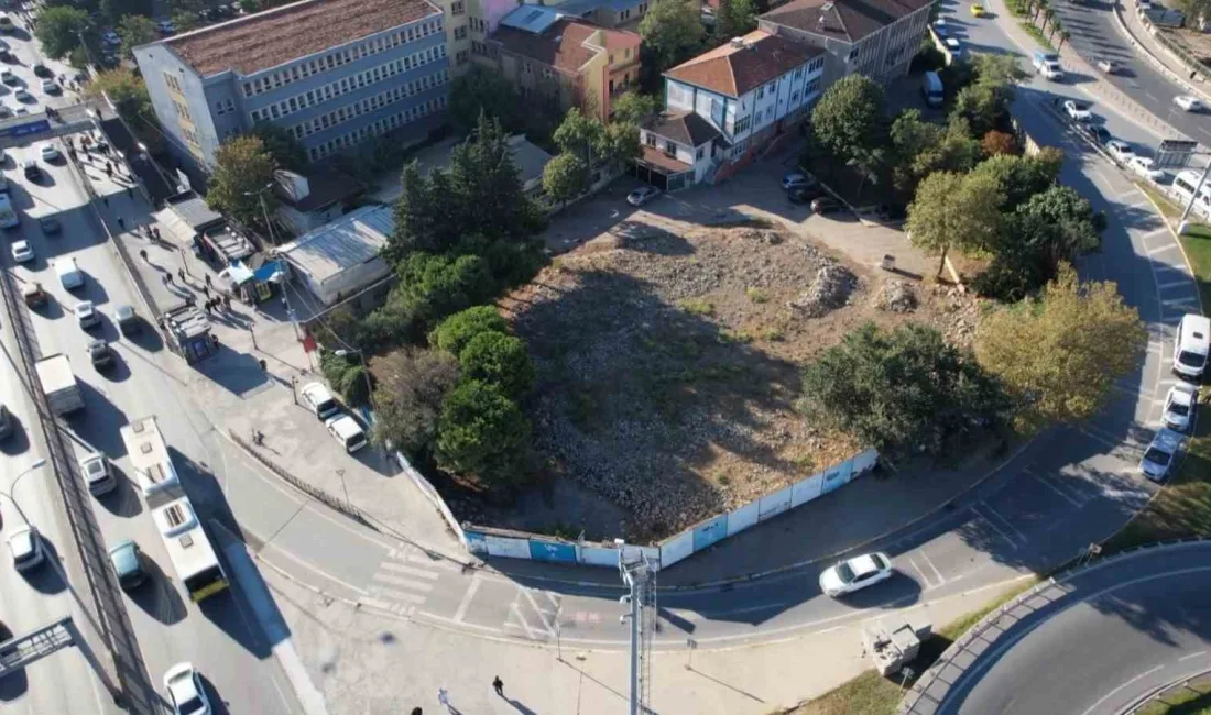 İstanbul Silivri’de 2019 yılında meydana gelen 5,8 büyüklüğündeki depremde minaresi