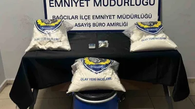Bağcılar İlçe Emniyet Müdürlüğünün ekiplerince bir depoya düzenlenen operasyonda, 22