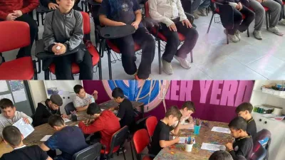 Burhaniye ilçesinde, Diyanet İşleri Başkanlığı Hafızlık kursları devam ederken, öğrenciler,
