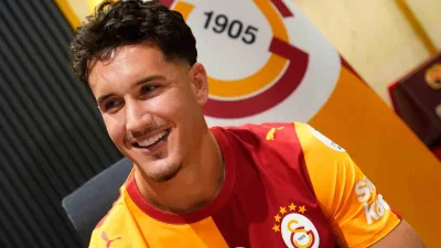 Galatasaray’ın yeni transferi Deniz Gül, çocukluk hayalinin gerçekleştiğini söyledi. Sarı-kırmızılıların