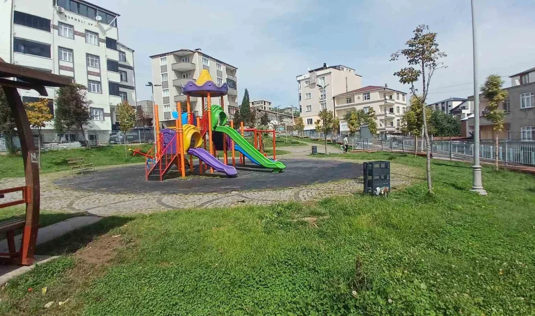 Dilovası’nda park ve çocuk oyun alanlarında bakım ve yenileme çalışmaları