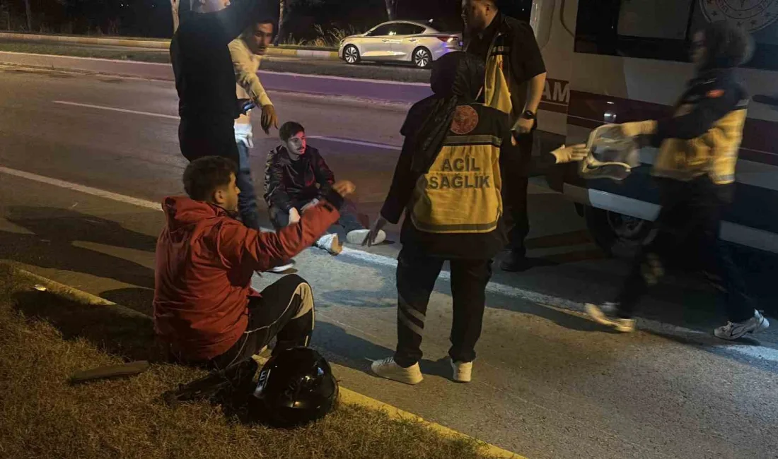 Edirne’de iki motosikletin çarpışması sonucu meydana gelen kazada 1 sürücü