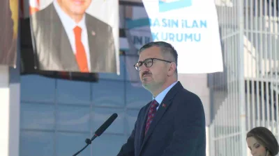 Türkiye’nin yükselen güçler arasındaki en önemli ülkelerden biri olduğunu belirten