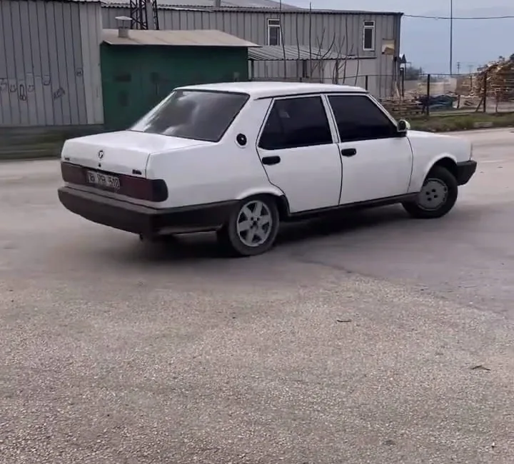 Bursa’nın İnegöl ilçesinde aracıyla drift atan sürücüye toplam 165 bin