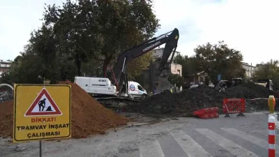 İstanbul Eyüpsultan’da İstanbul Su ve Kanalizasyon İdaresi (İSKİ) ekiplerinin alt