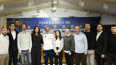 Fenerbahçe Teknik Direktörü İsmail Kartal, sezon sonunda Süper Lig’de şampiyonluğa