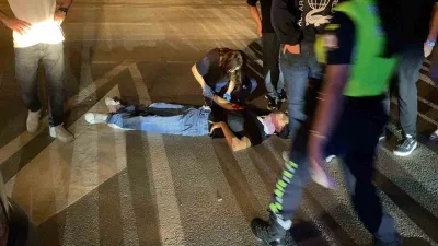 Bursa’nın İnegöl ilçesinde otomobil ile motosikletin çarpışması sonucu meydana gelen