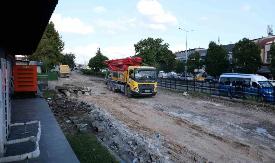 Sakarya’da şehrin merkezini bölen tren geçitlerini ortadan kaldırarak bölgeye nefes