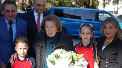 Kocaeli’nin Gölcük ilçesinde deprem riski nedeniyle yıkılan Donanma İlkokulu’nun yerine