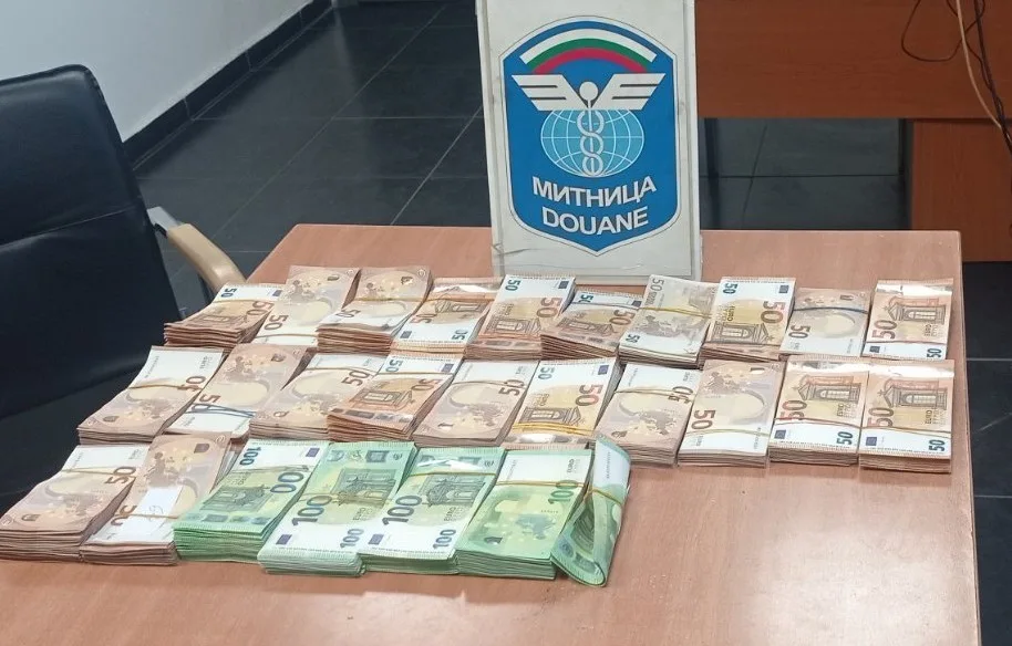 Edirne Kapıkule karşısındaki Bulgaristan’ın Kapitan Andreevo Sınır Kapısı’nda gümrük ekiplerince