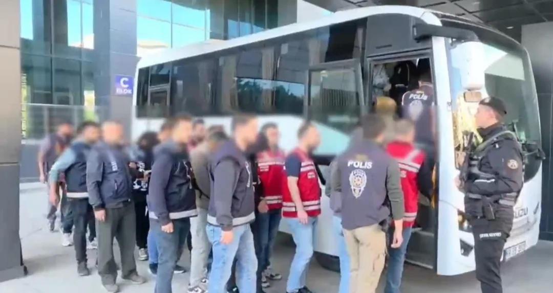 Tekirdağ’da internet üzerinden yasa dışı bahis faaliyetlerine yönelik düzenlenen operasyonda
