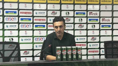 Sakaryaspor Teknik Direktörü Ümit Bozkurt, Kütahya Spor Futbol Kulübü maçı