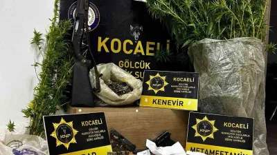 Kocaeli’de düzenlenen uyuşturucu operasyonunda 281 gram esrar, metamfetamin ve 15