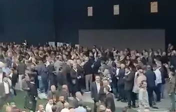 Yeni Parti Esenyurt İlçe Kongresi’nde partililer arasında gerginlik çıktı. Yaşanan