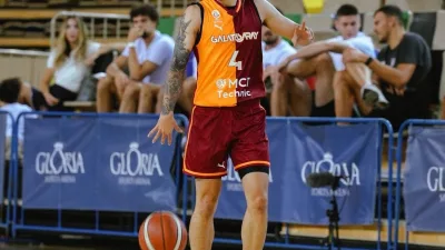 Galatasaray Erkek Basketbol Takımı’nın genç oyuncusu Zekeriya Yiğit Tekin, bu
