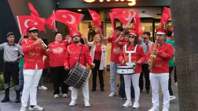 Anpa Gross, Cumhuriyet’in 103’üncü kuruluş yıl dönümünü Türkiye genelindeki mağazalarında