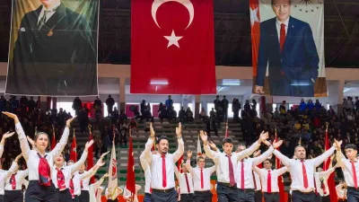 Cumhuriyet Bayramı törenlerinde sahne alan 103 öğretmen, 7 farklı yöreye