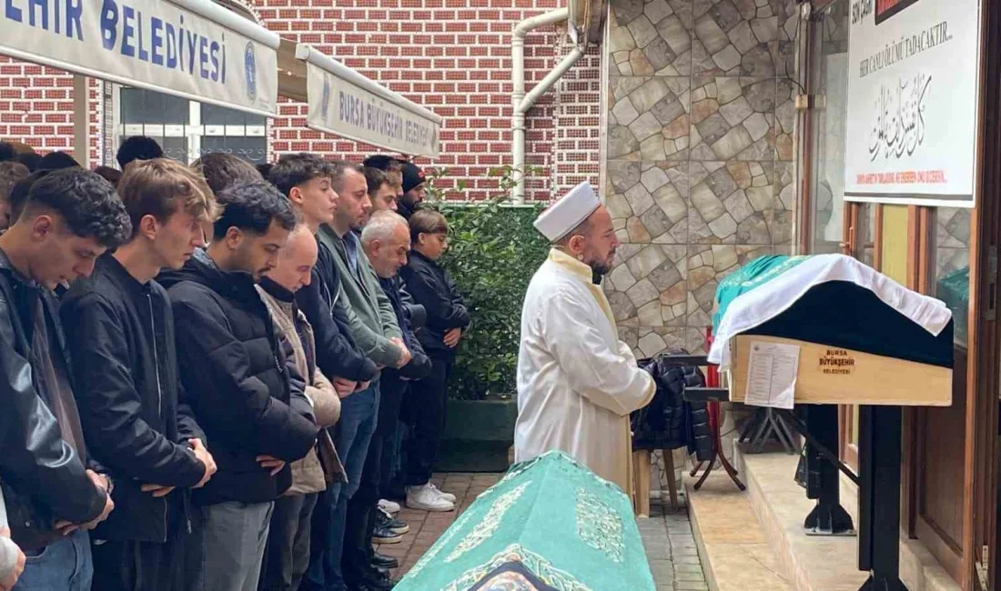 Bursa’nın İnegöl ilçesinde kız meselesi sebebiyle çıktığı öne sürülen bıçaklı