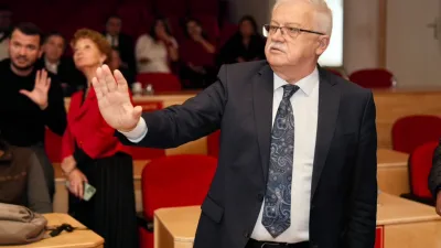 Burhaniye’de, Devlet Hastanesi’nin bulunduğu bölgeye yapılması planlanan Alışveriş Merkezi (AVM)