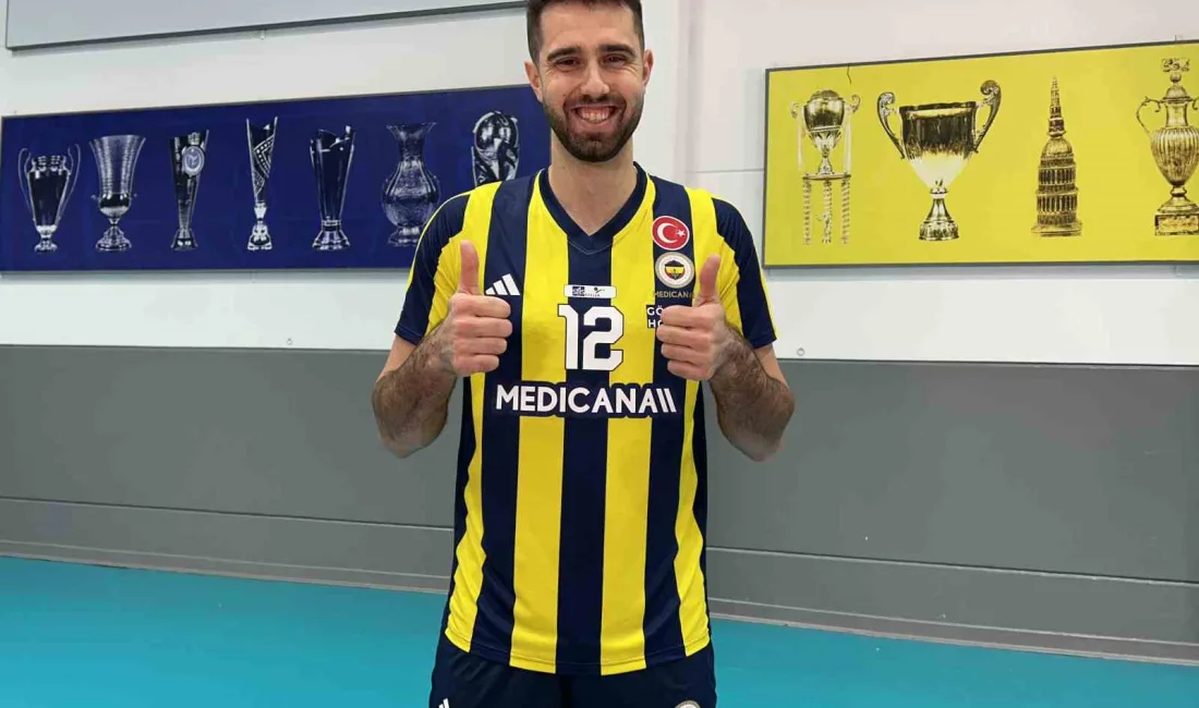 Fenerbahçe’nin milli voleybolcusu Adis Lagumdzija, en iyi oyuncuların Efeler Ligi’nde