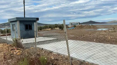 Balıkesir’in Ayvalık ilçesinde, Balıkesir Büyükşehir Belediyesi tarafından kentin önemli noktalarında