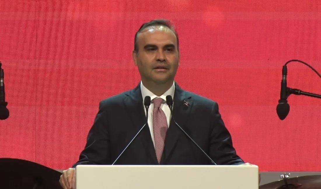 Dünya Döküm Kongresi Etkinliği’nde konuşan Sanayi ve Teknoloji Bakanı Mehmet