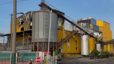 Balıkesir’in Bandırma ilçesinde bulunan Ayhan Sezer Yağ Fabrikası’nda gece saatlerinde