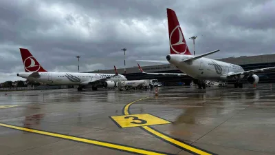 Barselona ve Çukurova havalimanlarından kalkan yolcu uçakları İstanbul’daki olumsuz hava
