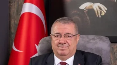Balıkesir’in Edremit ilçesinde bir öğretmenin sosyal medya üzerinden Türkiye Cumhuriyeti’nin