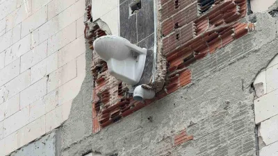 İstanbul Bayrampaşa’da kentsel dönüşüm kapsamında yürütülen bina yıkımı, hafızalardan silinmeyecek