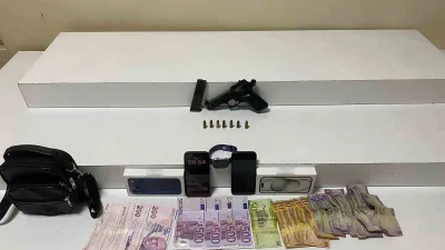 İstanbul Beyoğlu’nda camide içinde 5 bin euro, 3 bin dolar