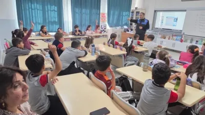 Bilecik’te 26 öğrenciye güvenlik eğitimi verildi. Bilecik’te Toplum Destekli Polislik