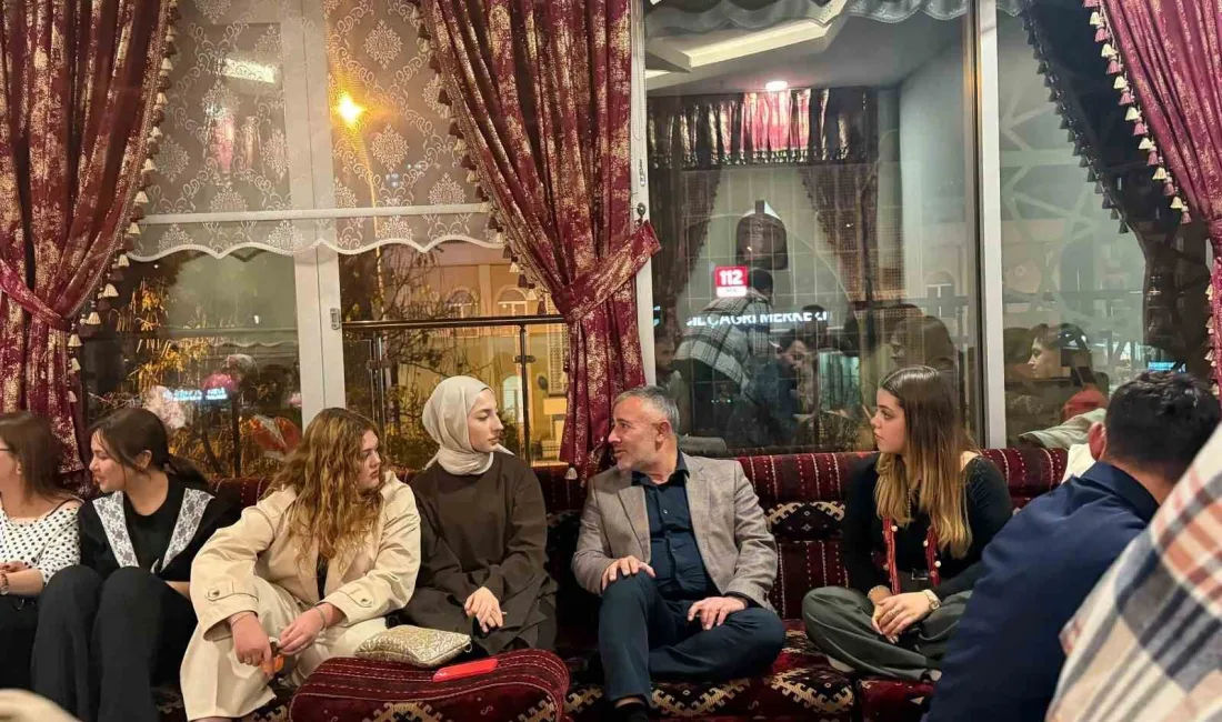 AK Parti Bilecik İl Başkanı Serkan Yıldırım, AK gençler ile