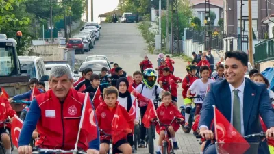 Bilecik’in Pazaryeri ilçesinde Cumhuriyet’in 103’üncü yılı için pedal çevirdiler. Pazaryeri
