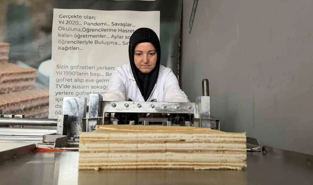 Sakarya’da emekli Türkçe öğretmeni Hanife Kısmet, eşiyle birlikte başladığı geleneksel