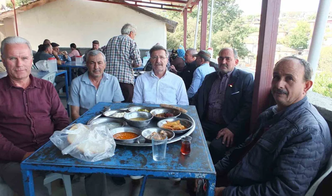 Burhaniye ilçesinde düğün yemeği kültürü devam ediyor. Kuyumcu köyünde bir
