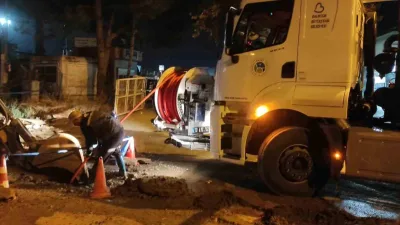 Balıkesir’in Burhaniye ilçesinde, merkez mahallelerin kanalizasyon yükünü taşıyan, yaklaşık 50