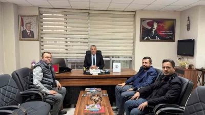 Burhaniye ilçesinde, Yörük Türkmen Derneği Başkanı Mehmet Poyraz ve yönetim