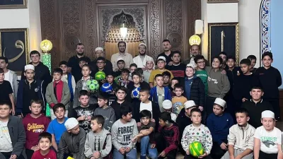 Balıkesir’in Burhaniye ilçesinde, Müftülüğün başlattığı, “Şehirlerin Kalbi Camilerde Buluşuyoruz” projesi