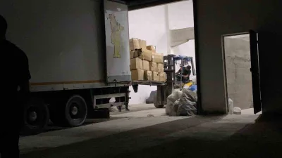 Bursa’nın İnegöl ilçesinde faaliyet gösteren bir giysi fabrikasında, 2 aydır