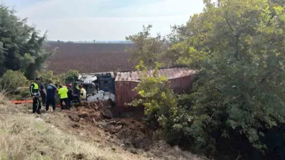 Bursa’da Kaza, Karacabey-Bandırma yolu Arız Köy mevkiinde saat 14.00 sıralarında