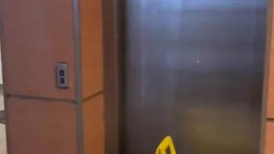 Büyükçekmece’de bulunan Mimar Sinan Devlet Hastanesi’ni su bastı. Asansörden su