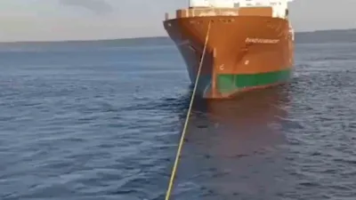 Çanakkale Boğazı’ndan geçen 156 metre boyundaki ‘DANZIGERGRACHT’ isimli genel kargo