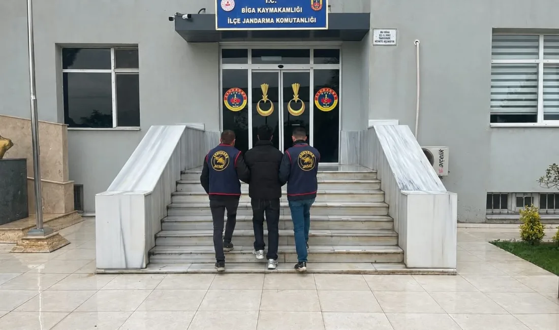 Çanakkale’de jandarma ekiplerince çeşitli suçlardan aranan 112 şüpheli yakalandı. Şüphelilerden