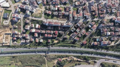 Çayırova Atatürk Mahallesi’nde 13 sokakta yürütülen üstyapı yenileme çalışmaları kapsamında