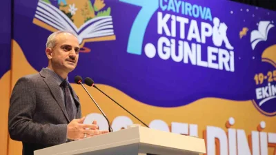 Çayırova’da bu yıl 7’ncisi düzenlenen Kitap Günleri, düzenlenen törenle açıldı.