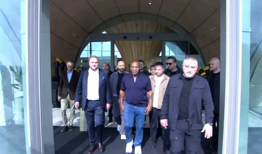 Dünyaca ünlü boksör Mike Tyson, İstanbul’a geldi. Bir dizi projesi