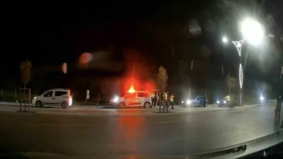 Sakarya’nın Karasu ilçesinde polisin “dur” ihtarına uymayarak yaklaşık 5 kilometre