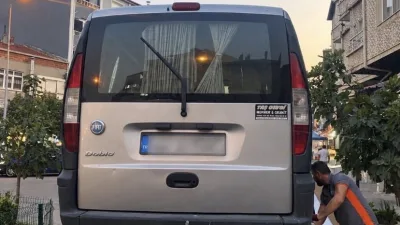 Edirne’nin Uzunköprü ilçesinde polis ekiplerince durdurulan araçta, 14 düzensiz göçmen