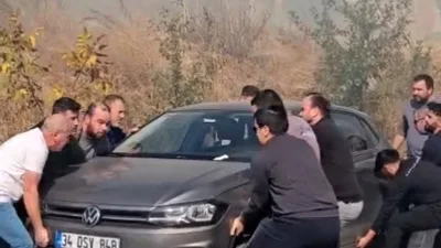Edirne’de rüzgarın etkisiyle kısa sürede geniş bir alana yayılan otluk